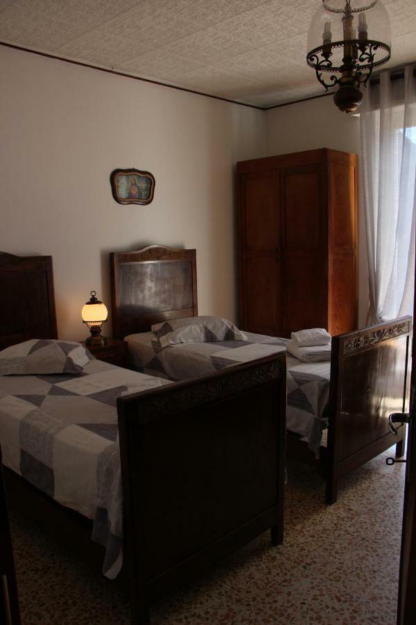 Casa Di Gianni Apartment Primaluna ภายนอก รูปภาพ