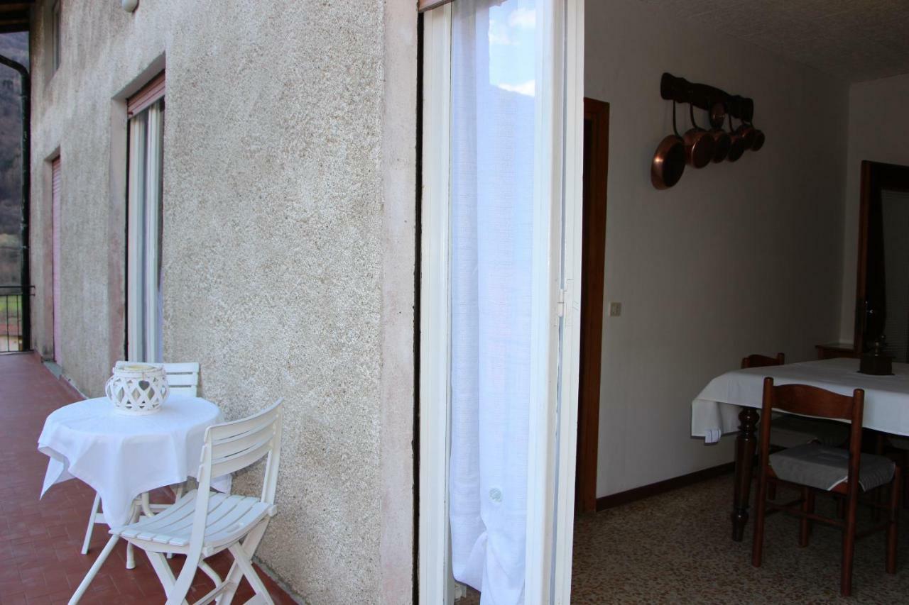Casa Di Gianni Apartment Primaluna ภายนอก รูปภาพ