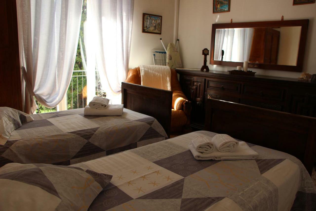 Casa Di Gianni Apartment Primaluna ภายนอก รูปภาพ