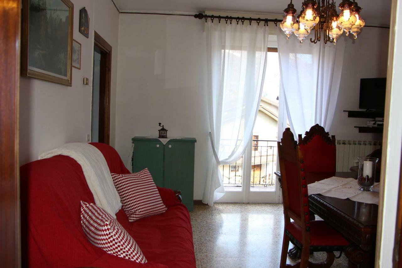 Casa Di Gianni Apartment Primaluna ภายนอก รูปภาพ