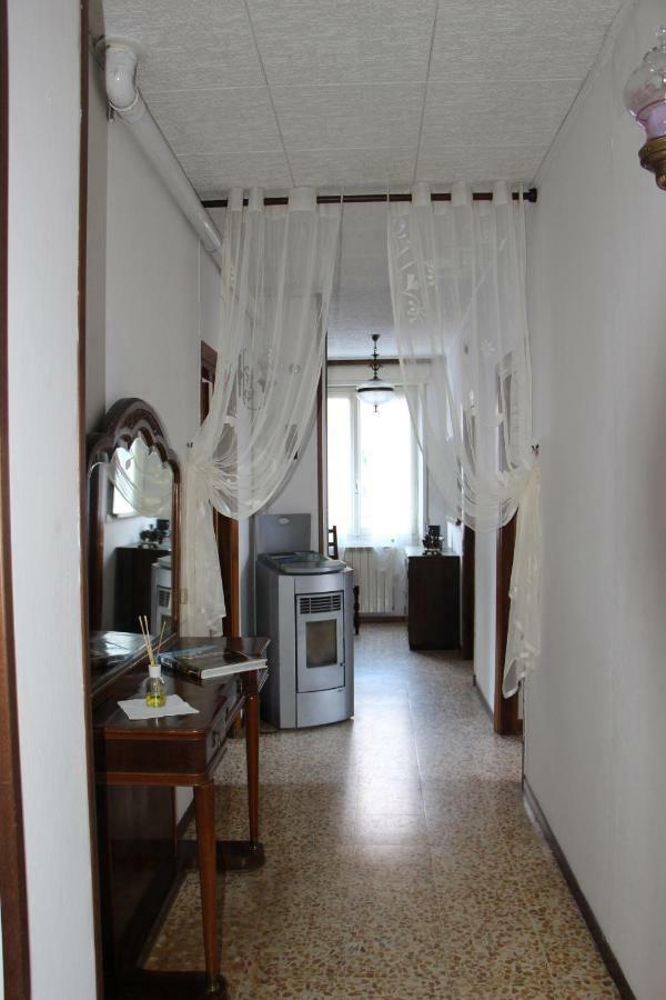 Casa Di Gianni Apartment Primaluna ภายนอก รูปภาพ